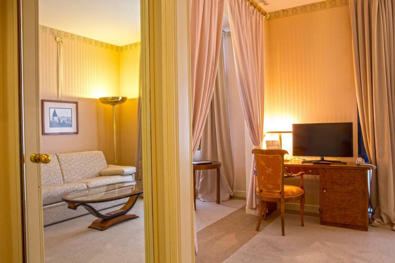 Grand Hotel Astoria Градо Екстер'єр фото